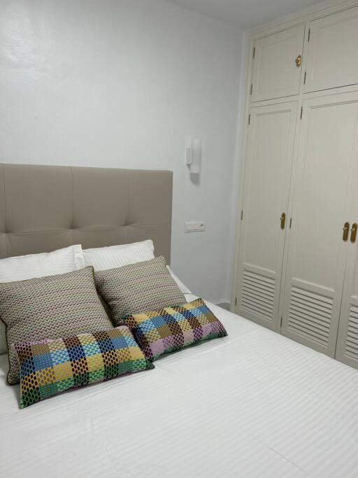 Moderno Apartamento Cerca Al Mar Tías Esterno foto