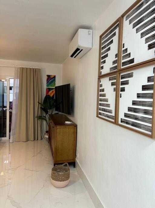 Moderno Apartamento Cerca Al Mar Tías Esterno foto