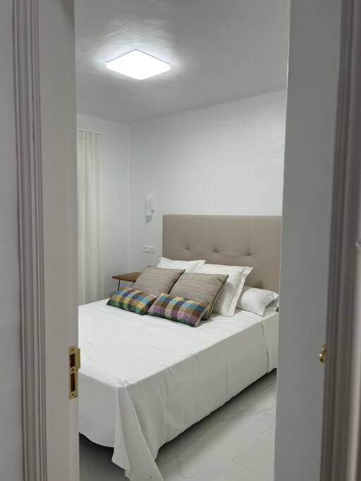 Moderno Apartamento Cerca Al Mar Tías Esterno foto